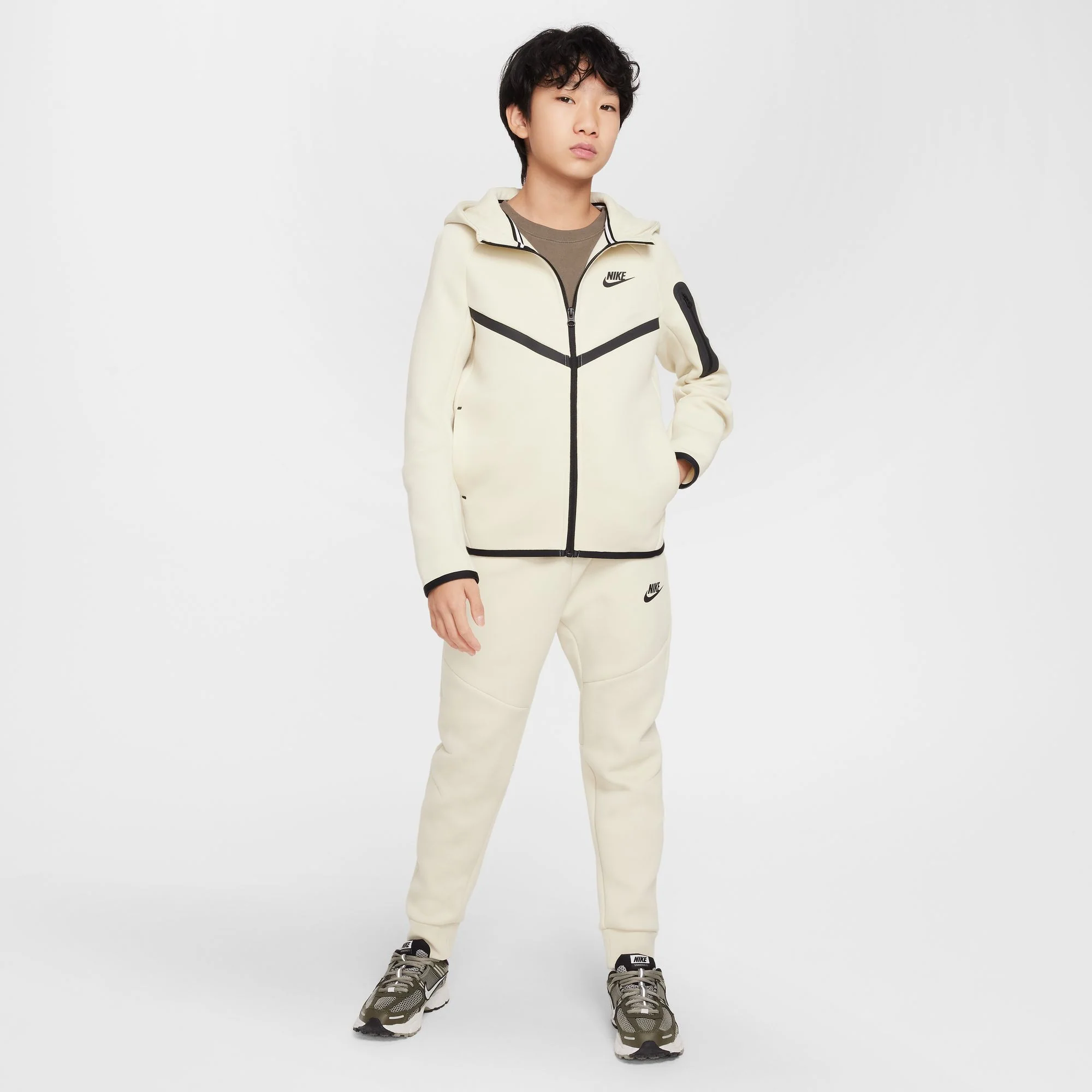 NIKE TECH FULL-ZIPPED סווטשירט - Image 9