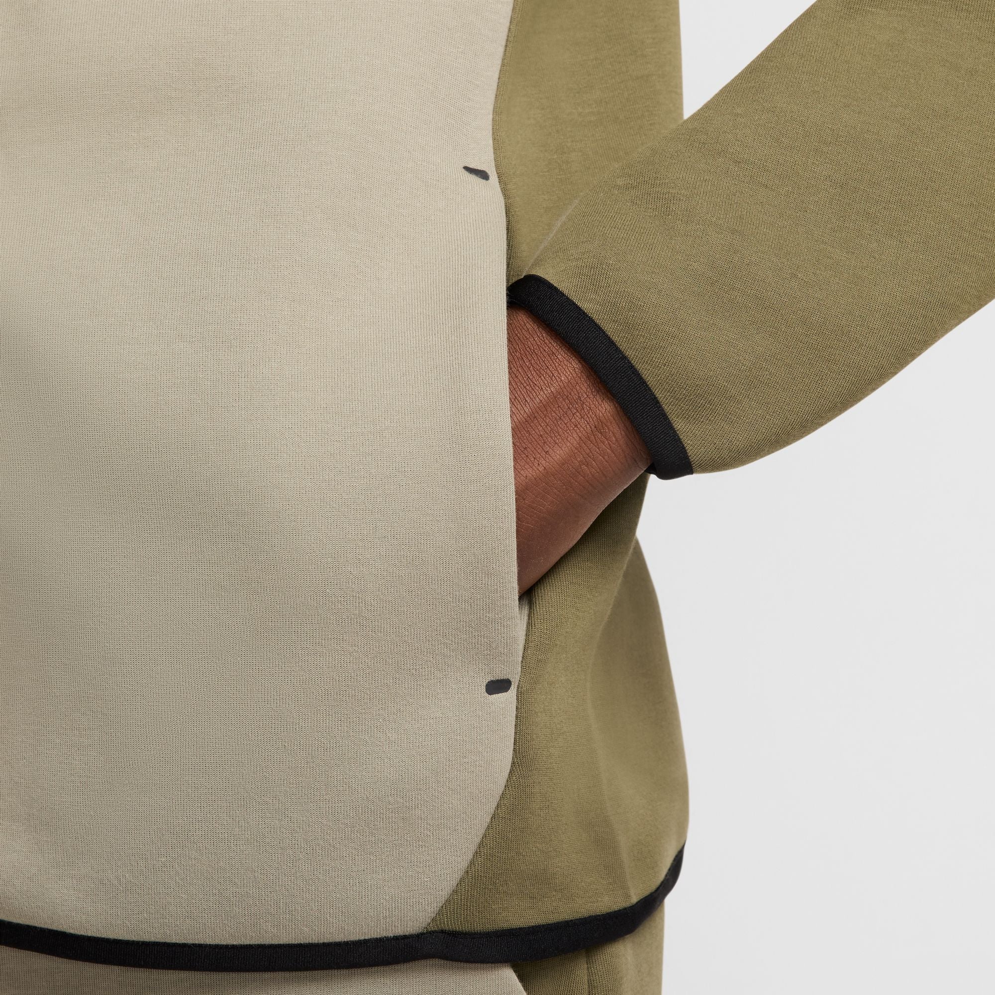 TECH HOODIE סווטשירט - Image 10